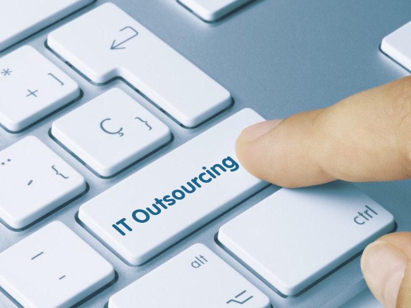12 Benefits of Outsourced IT for Growing Businesses